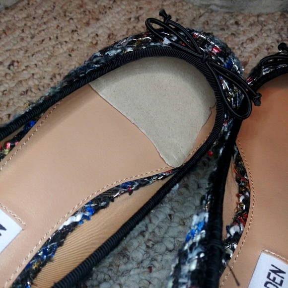Steve Madden Chanel-Style Cherish Multicolored Chenille Boulce Ballet Style Pump - Picture 4 of 9